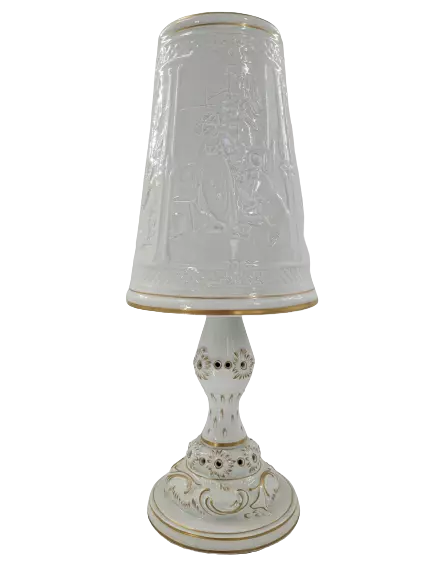 Schierholz Porzellan Tischlampe, Signiert J. Freitag, Reliefarbeiten