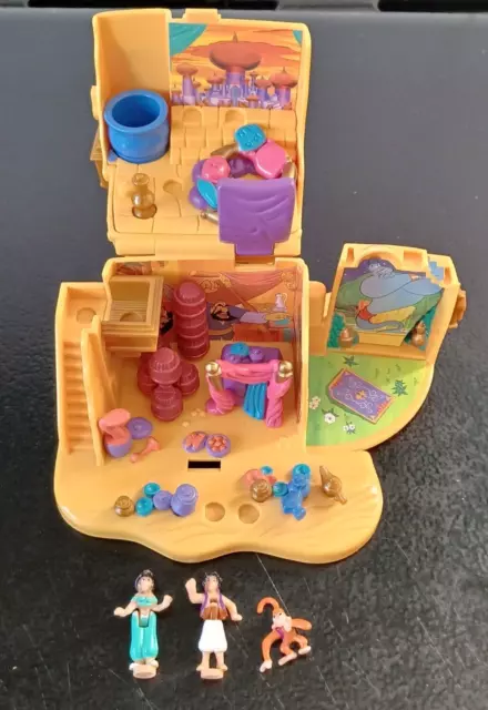 Vintage Polly Pocket Disney Aladdin Agrabah Marketplace + Figures 1995 Bluebird