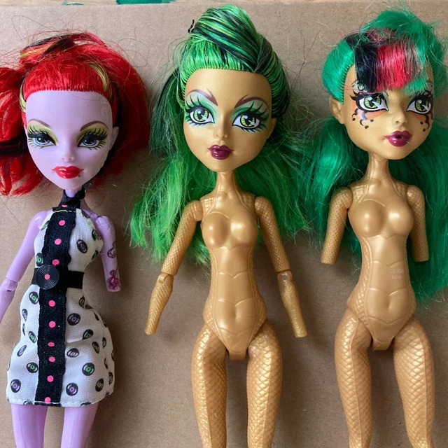 Monster High  x 3 Doll Jinafire & Operatta - Missing Hands - OOAK - TLC Spares