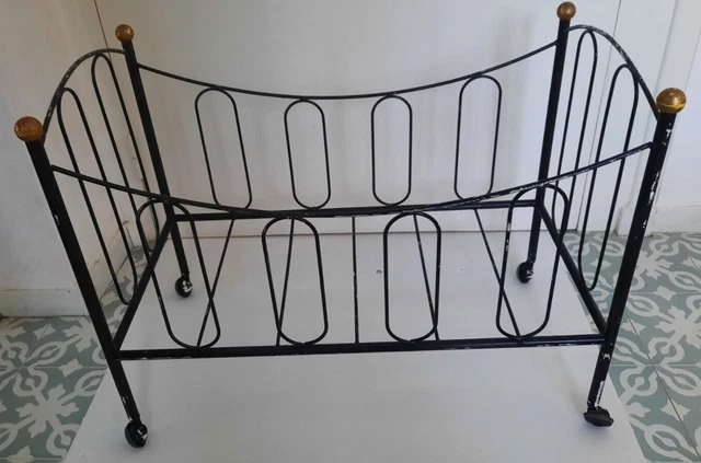 1/12 ÉCHELLE MAISON De Poupée Meubles Miniatures Berceau En Métal Lit à