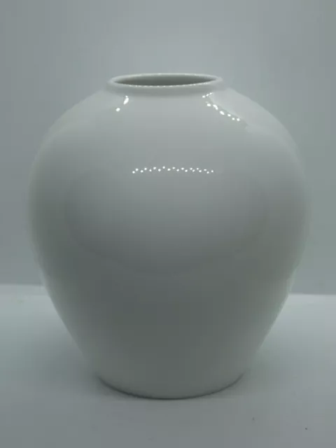 18862/ KPM Berlin Vase Ei Eiform 1. Wahl  Höhe ca. 13,2 cm