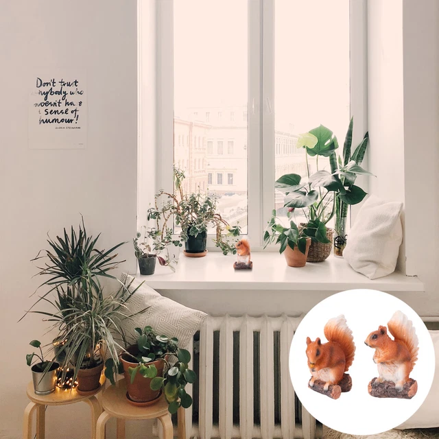Resin Simulation Squirrel Ornament Terrarium Ornaments Squirrel Statue Desk
