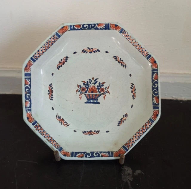 Petite Assiette Octogonale En Faience De Rouen Ancienne