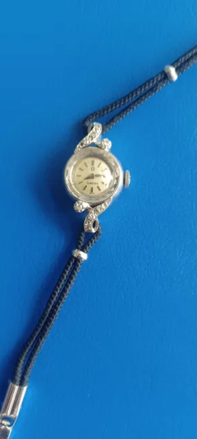 Vintage Omega Ladies Watch – 14k White Gold with 8 Diamond Accents. Running fine