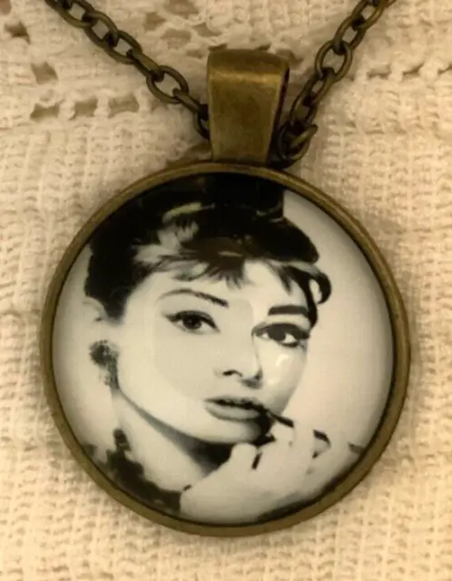 Audrey Hepburn Bronze tone Necklace Chain Glass Domed Pendant 1"