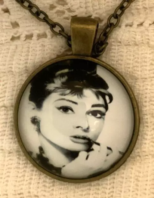 Audrey Hepburn Bronze tone Necklace Chain Glass Domed Pendant 1" Audrey Hepburn Bronze tone Necklace Chain Glass Domed Pendant 1"