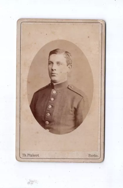 CDV Foto Soldat - Berlin 1880er