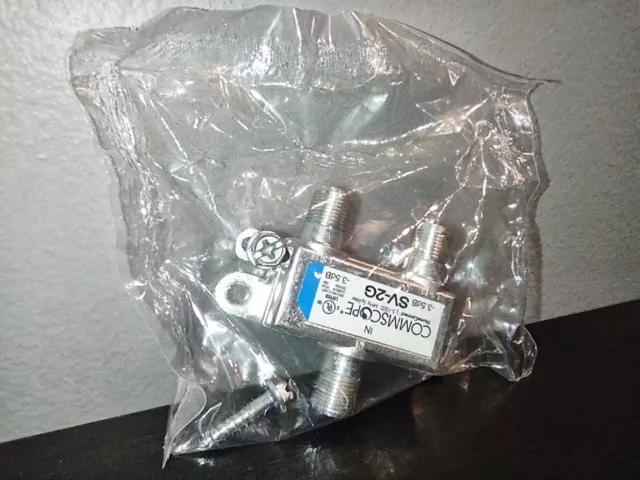 Commscope Home Connect 5-1002 MHz 2-way Coaxial Splitter SV-2G -3.5dB W/ Screws