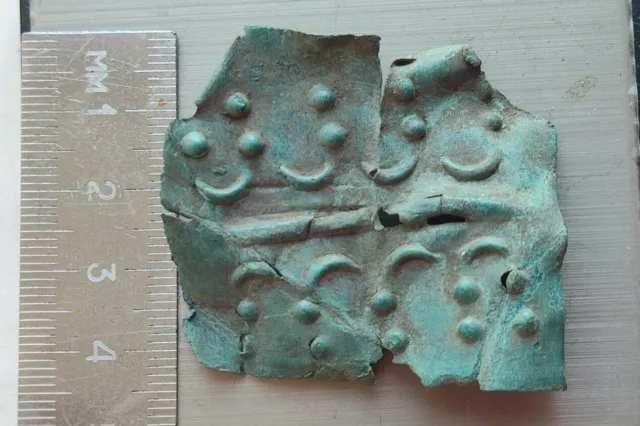 Antike skythische Fragmentplatte, Halbmond, Antikes Artefakt, Römisches Reich