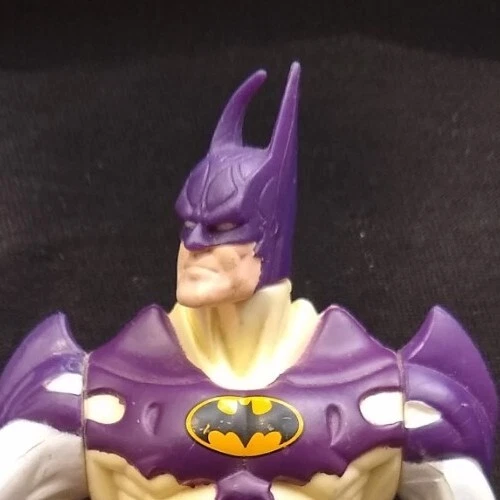 Legends Of The Dark Knight Bat Attack Batman Action Figure Kenner 1997