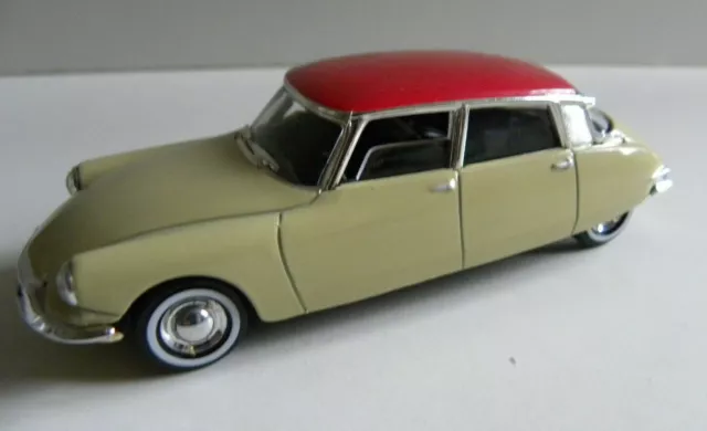 1/43 CITROEN DS 19 / 1956 sans boite
