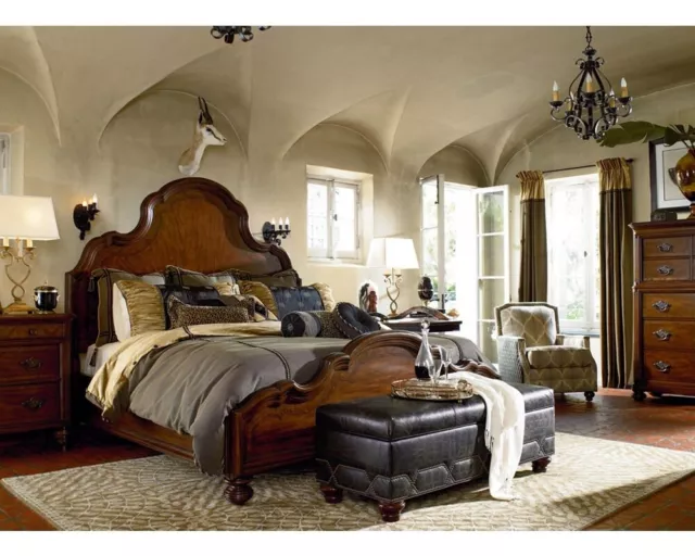 Thomasville Furniture Ernest Hemingway 7pcs King Bedroom Set