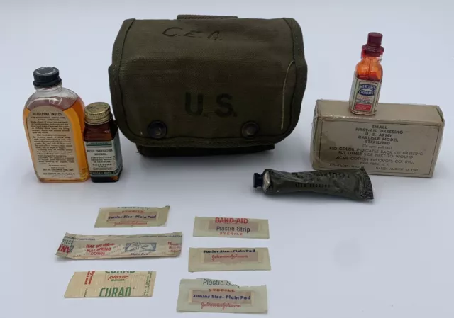 Vintage WW2 WWII US Army Avery M2  Jungle 1st Aid Kit & Original Contents Nice