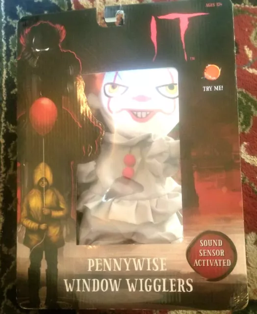 IT PENNYWISE The Dancing Clown Window Wigglers Animated Plush Moves & Talks NEW