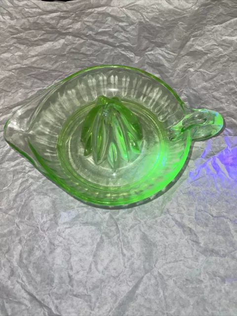 Vintage Vaseline Uranium Glass Large 8"x6"x4 Citrus Juicer Reamer Depression Era