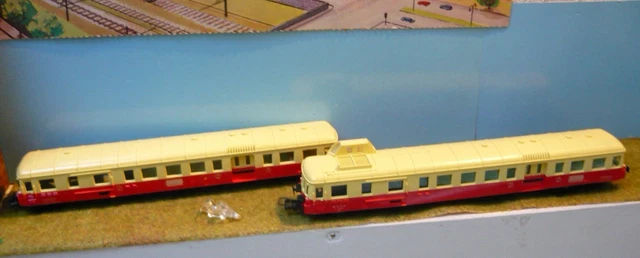 Autorail XBD 3943, Picasso, Rouge/Crème, 2ème classe, Bordeaux - LS