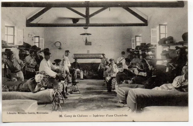 CHALONS SUR MARNE - Marne - CPA 51 - Vie Militaire Au camp - une chambrée