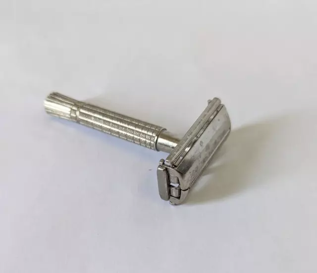 Gillette Flare Tip Super Speed DE Safety Razor Vintage 1960