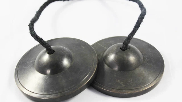 3.2" Antique finish Tingsha