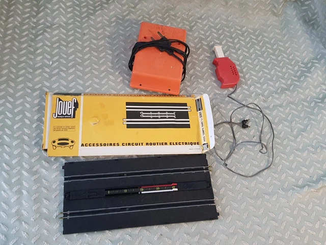 ANCIEN LOT POUR Circuit Voiture JOUEF , COMPTE-TOURS , 1 MANETTE