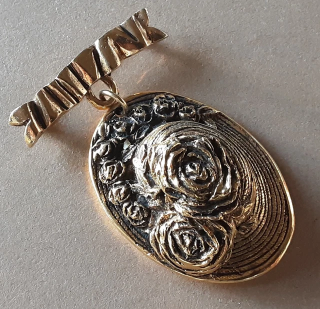 Grande Broche Dorée Estampillée PARIS MUSEES - Bijou Vintage Rare (réf. 5459), Occasion Parfaite