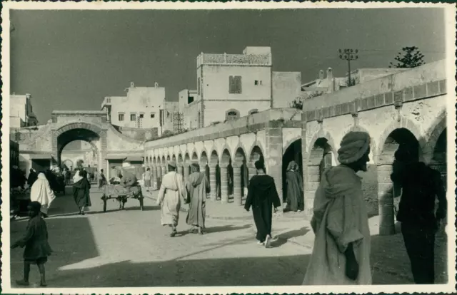 Maroc, Mogador, 1953 Vintage silver print. Morocco.  Tirage argentique  12