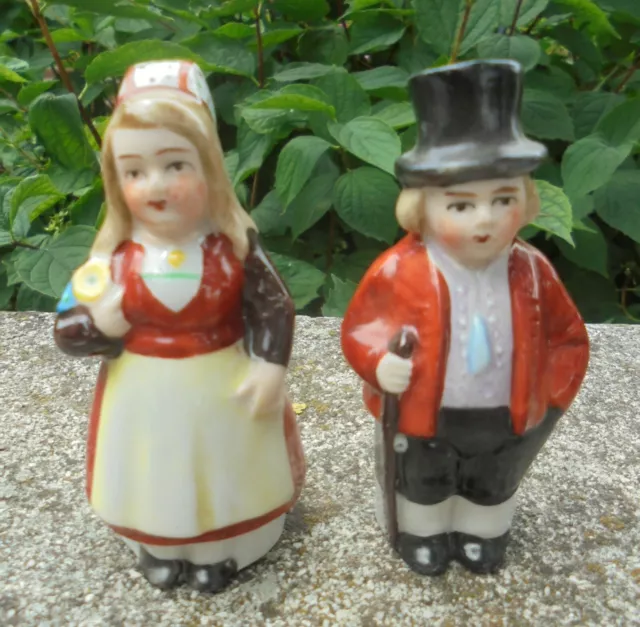 Ancien  Sel Et Poivre  En Porcelaine Petit Couple Tbe Dn1151