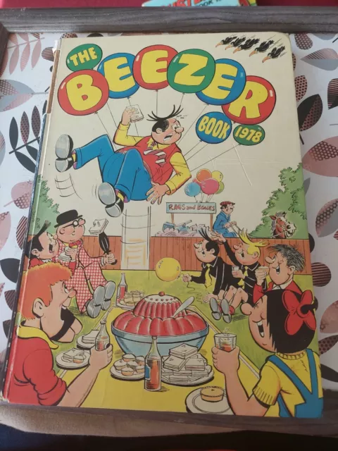 VINTAGE 1978 THE BEEZER BOOK: VINTAGE CHILDREN'S ANNUAL Unclipped