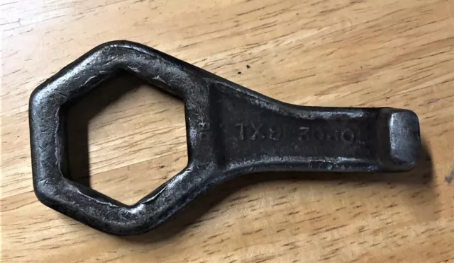 Vintage Ken Tool TX9 Cap Budd Nut Wrench Pork chop 1 1/2” Made in USA