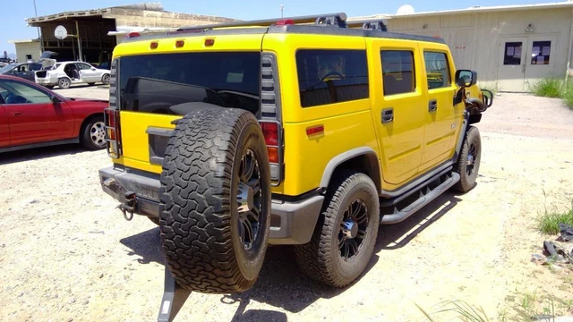 03-04 HUMMER H2 Passenger Right Tail Light