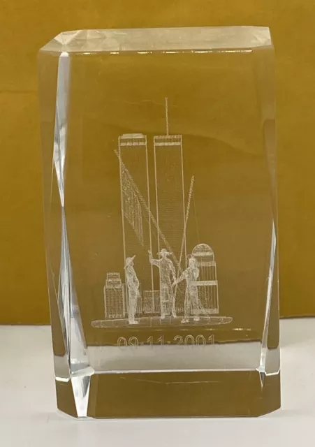 Vintage World Trade Center 911 Sept. 11 WTC Twin Towers New York Paper Weight