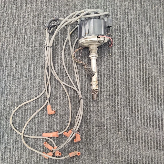 1990 C4 Corvette 5.7L 350 L98 Tpi Distributor and plug wires Oem