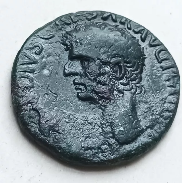 monnaie romaine as .Claude , la Liberté . monnaie romaine as .Claude , la Liberté .