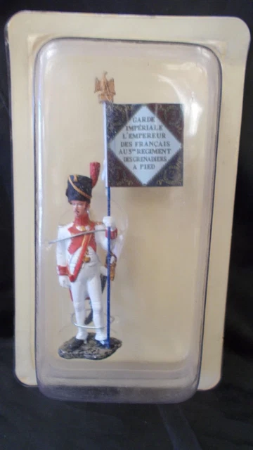 SOLDAT DE PLOMB Porte-drapeau 1er empire Rgt infanterie de ligne - Hachette N°36 EUR 8,50