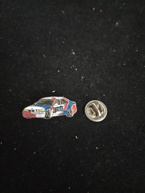 Pin's Lancia Delta Rallye – Sponsor FINA – Email – Occasion – Collection Voiture Course