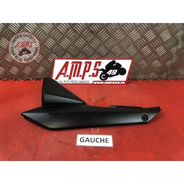 Cache plastique sous selle gauche Suzuki GSF 650 Bandit N 2005 à 2006