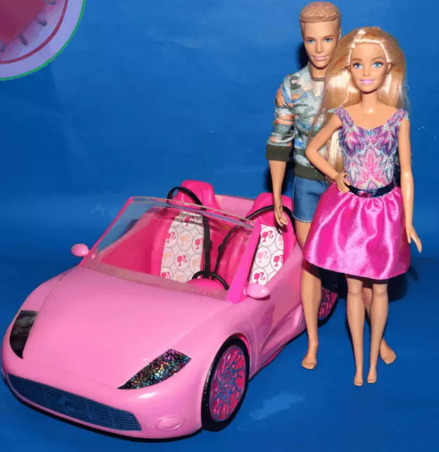 2010 Mattel BARBIE Doll GLAM Pink CONVERTIBLE SPORTS CAR with Barbie and Ken