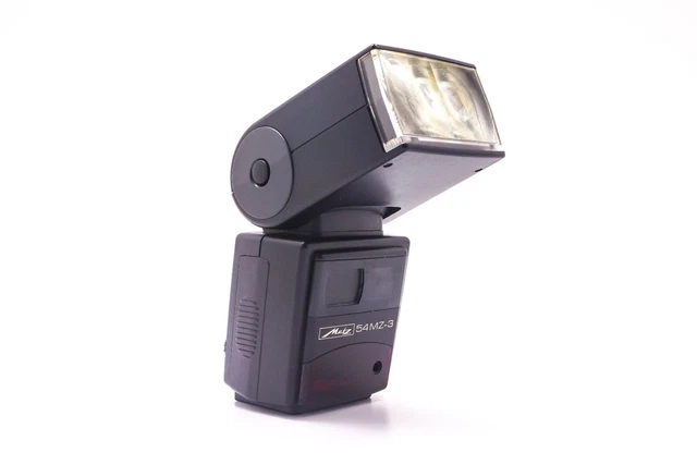 Metz Mecablitz 54MZ-3 Shoe Mount Flash