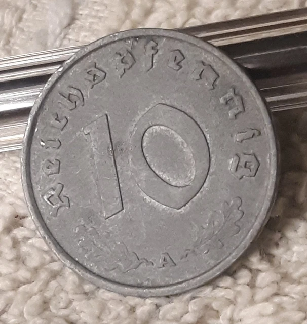 Vintage 1942-A  ,  WW2 German 10 Reichspfennig , Heavily Circulated With Flaws