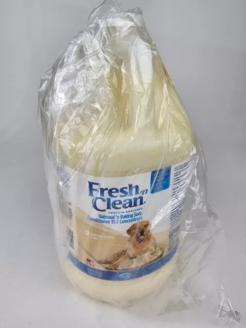 PetAg Fresh n Clean Oatmeal n Baking Soda Scented Conditioner Concentrate 15:1