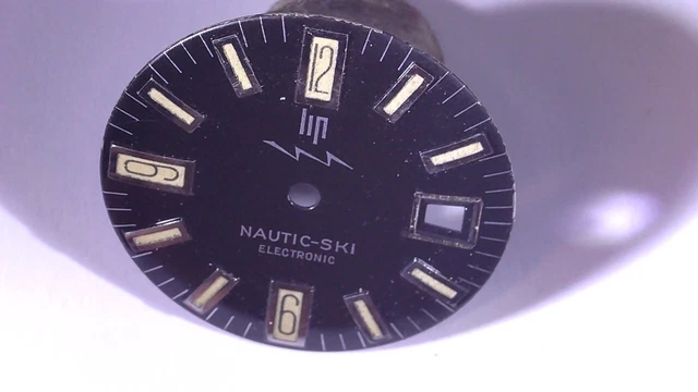 569312_5