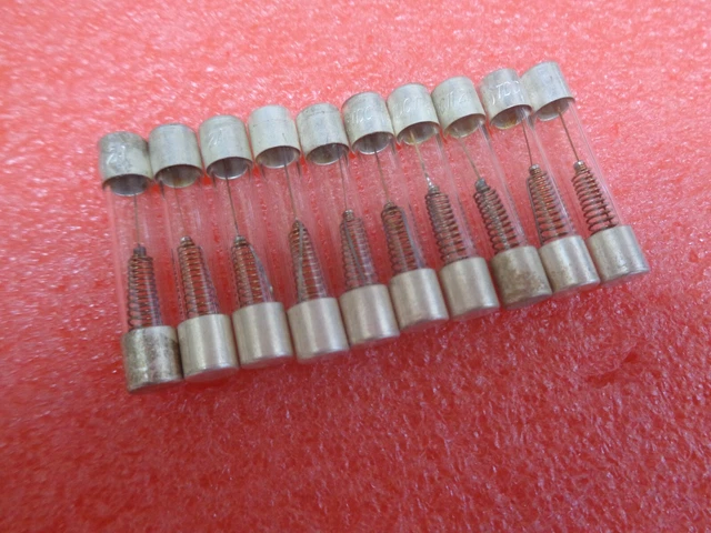 6x32mm Glass Slow Blow Time Delay Fuse Various Amps and Pack Sizes 6x32mm Glass Slow Blow Time Delay Fuse Various Amps and Pack Sizes