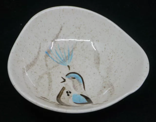 VINTAGE RED WING HAND PAINTED ART POTTERY BOWL w BIRD, MID CENTURY MODERN