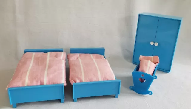 Vero Schlafzimmer Kunststoff blau Schrank Bett Wiege Puppenstube Puppenhaus