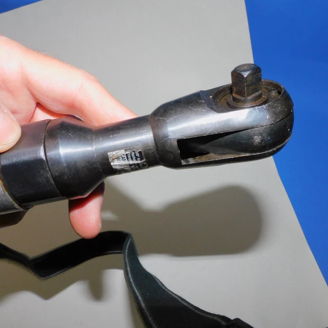Campbell Hausfeld 3/8" Air Ratchet #Tl0501 Good Used Condition!! 9