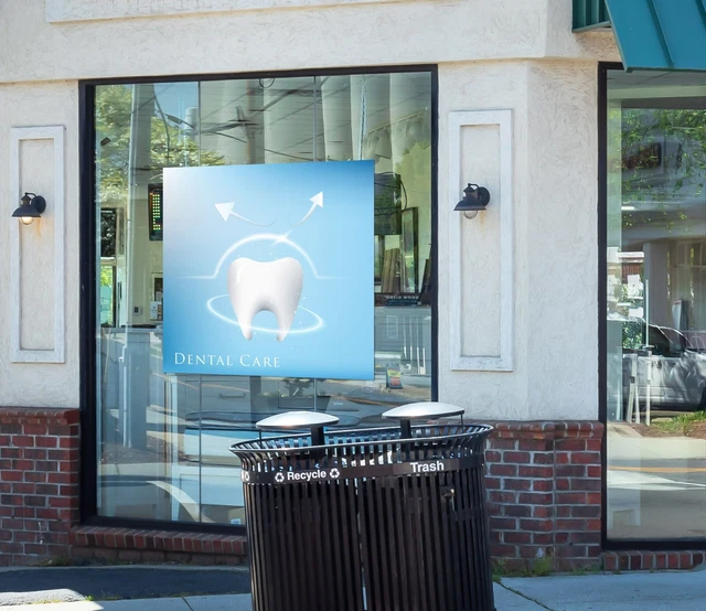 Decorazioni Pareti E Vetrine - Stampa Digitale A Roma - Foto 5