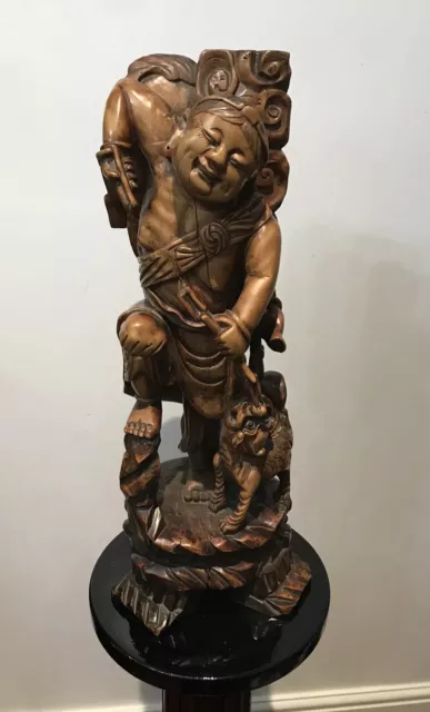 Late 19th Century Oriental Chinese Foo Man Sculpture Carved In Fruitwood