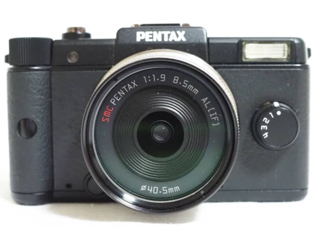 [MINT] Ricoh Pentax Q 01 Standard Prime Digital Camera with F1.9 8.5mm