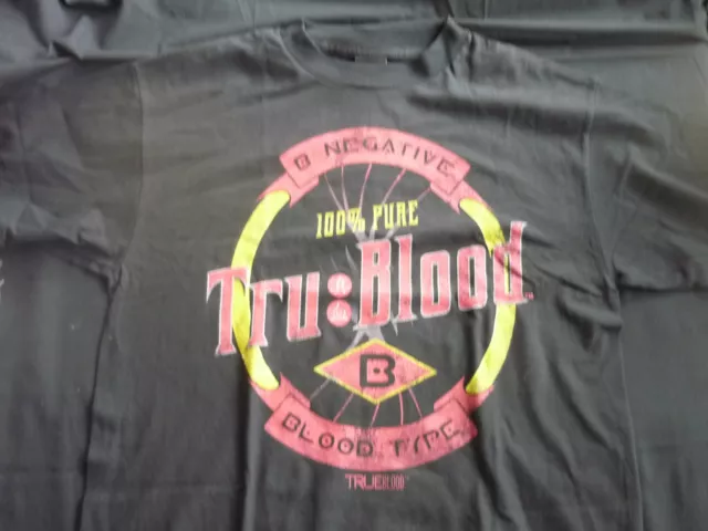 Tru Blood Black  size M Licensed T-shirt