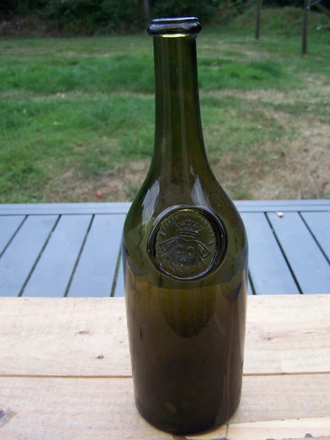 ANCIENNE BOUTEILLE Gougeonniere A Vifs En Verre Souffle Pour La Peche ANCIENNE BOUTEILLE Gougeonniere A Vifs En Verre Souffle Pour La Peche